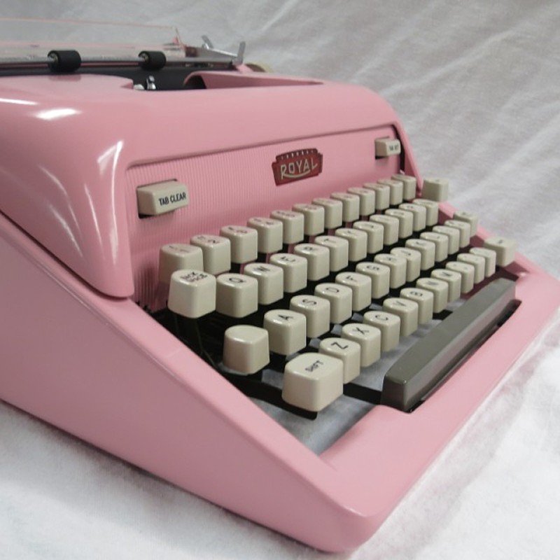 Royal Futura 800 In Pink