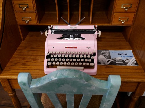 Light Pink Typewriter