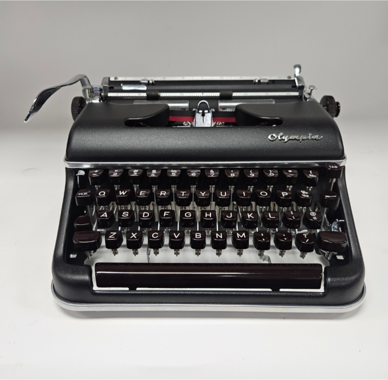 Olympia Typewriter I #30.6